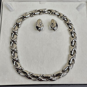 Butler Fifth Avenue Collection Necklace & Earrings Set Silver Tone 16” Boxed 93g